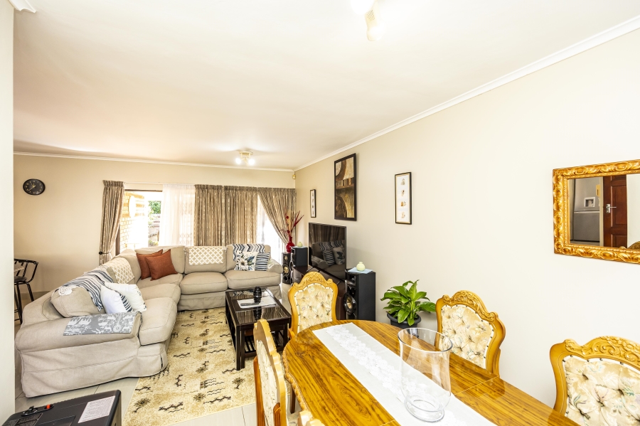 3 Bedroom Property for Sale in Beacon Bay Eastern Cape